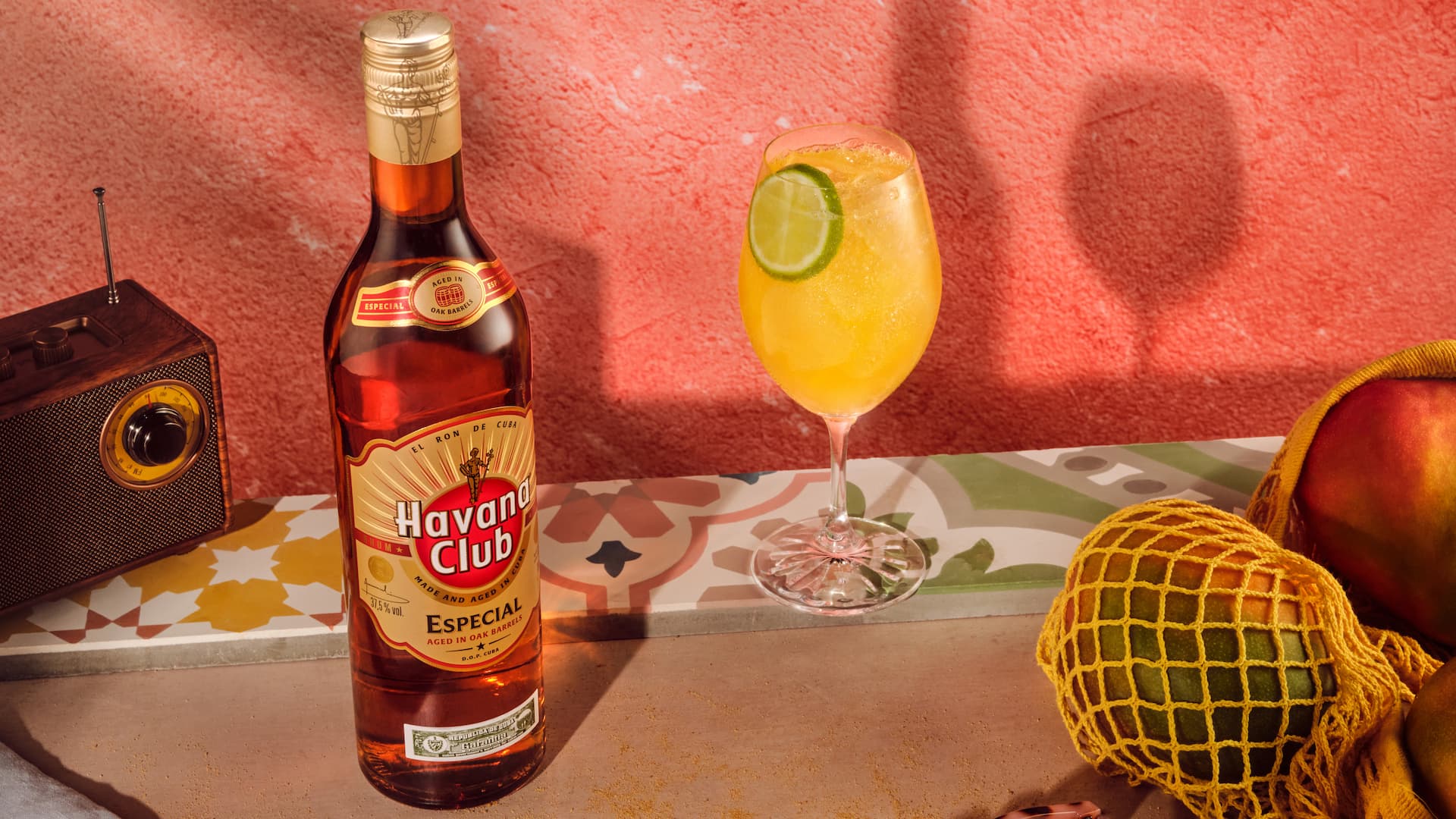 Cuban Mano Spritz Rezept: Spritz mit Rum und Mango